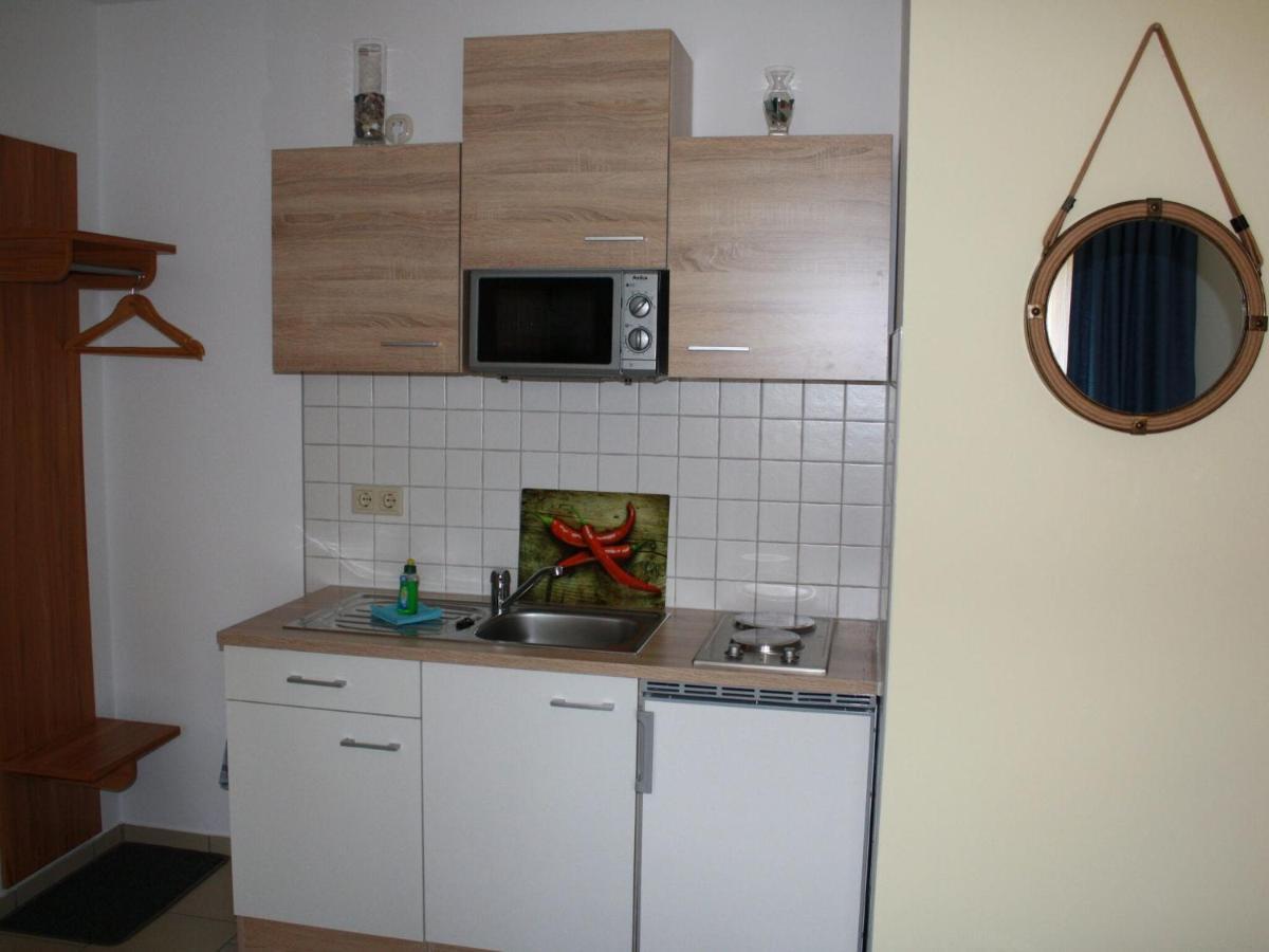 Traditional Apartment Near Sea In Kuehlungsborn Exterior foto